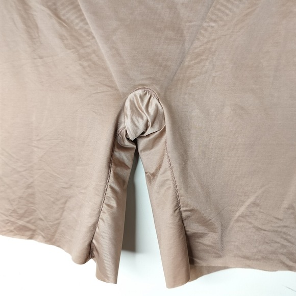 Spanx Invisible Mid-Thigh Shorts High Waist Thinstincts Smoothing - Picture 7 of 10